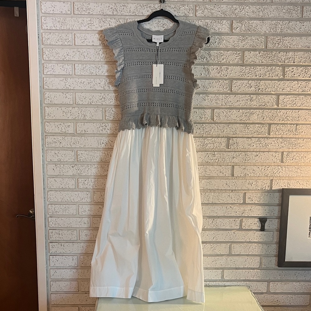 Chic Gray and White Maxi Dress